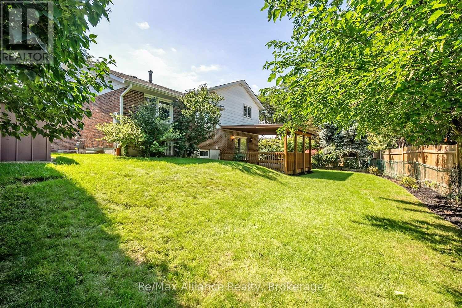 2454 Woking Crescent, Mississauga, Ontario  L5K 1Z7 - Photo 48 - W13755948