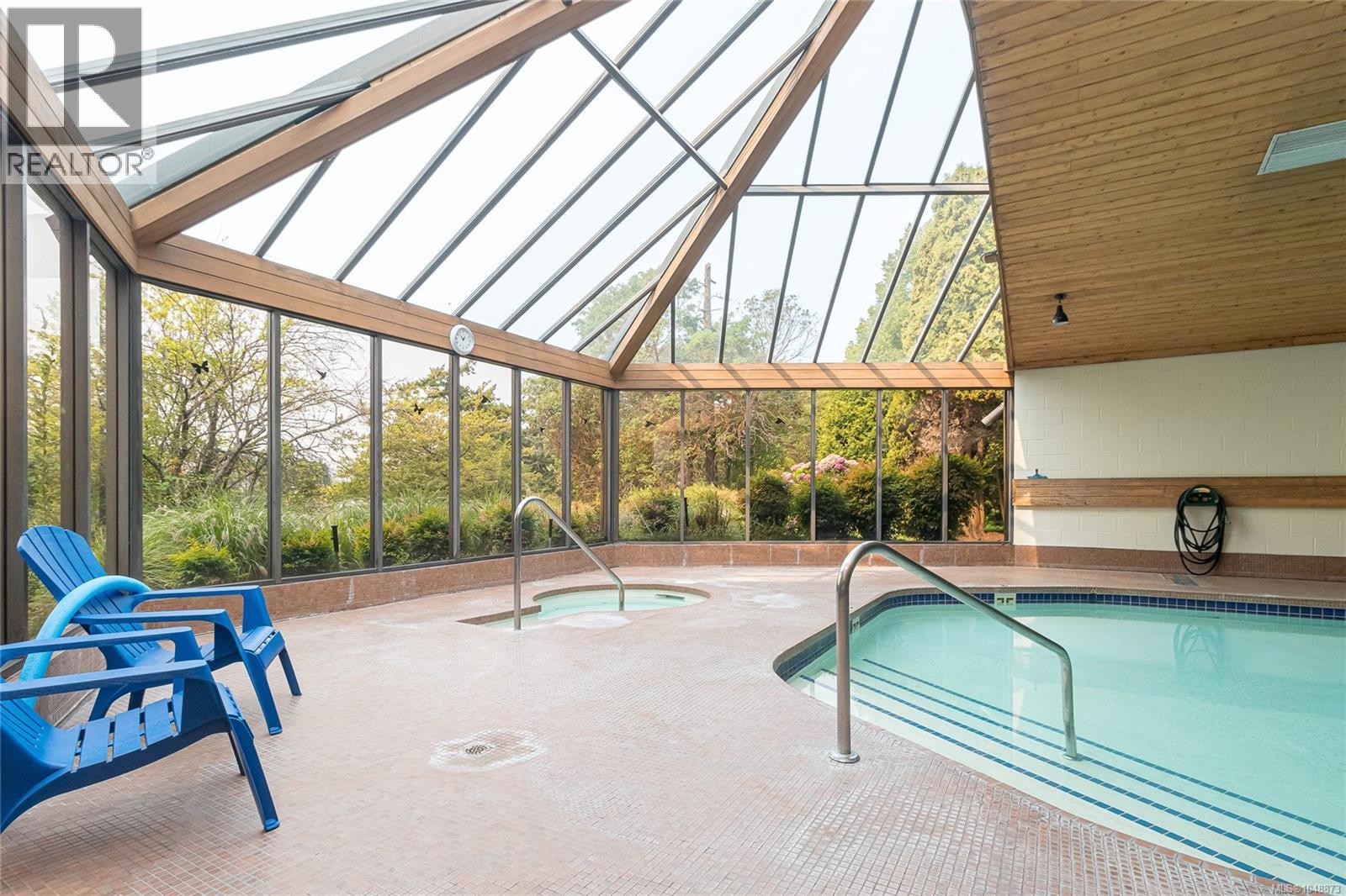 204 81 Gorge Rd W, Saanich, British Columbia  V9A 1L9 - Photo 15 - 1048873