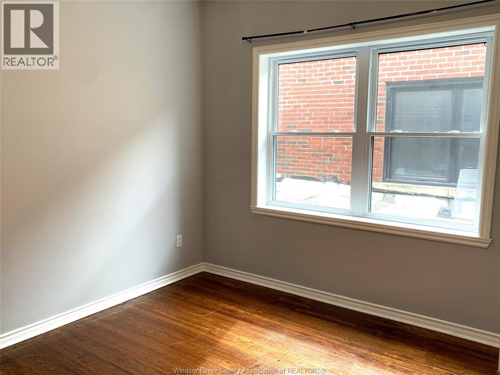 220 Erie Street West, Windsor, Ontario  N9A 6B5 - Photo 10 - 26021894