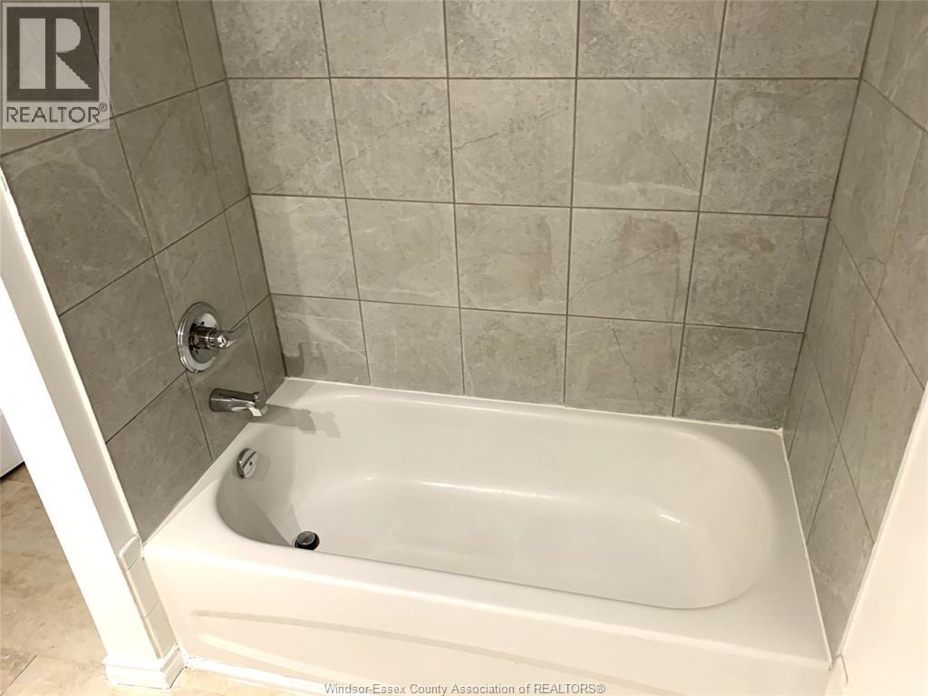 220 Erie Street West, Windsor, Ontario  N9A 6B5 - Photo 12 - 26021894