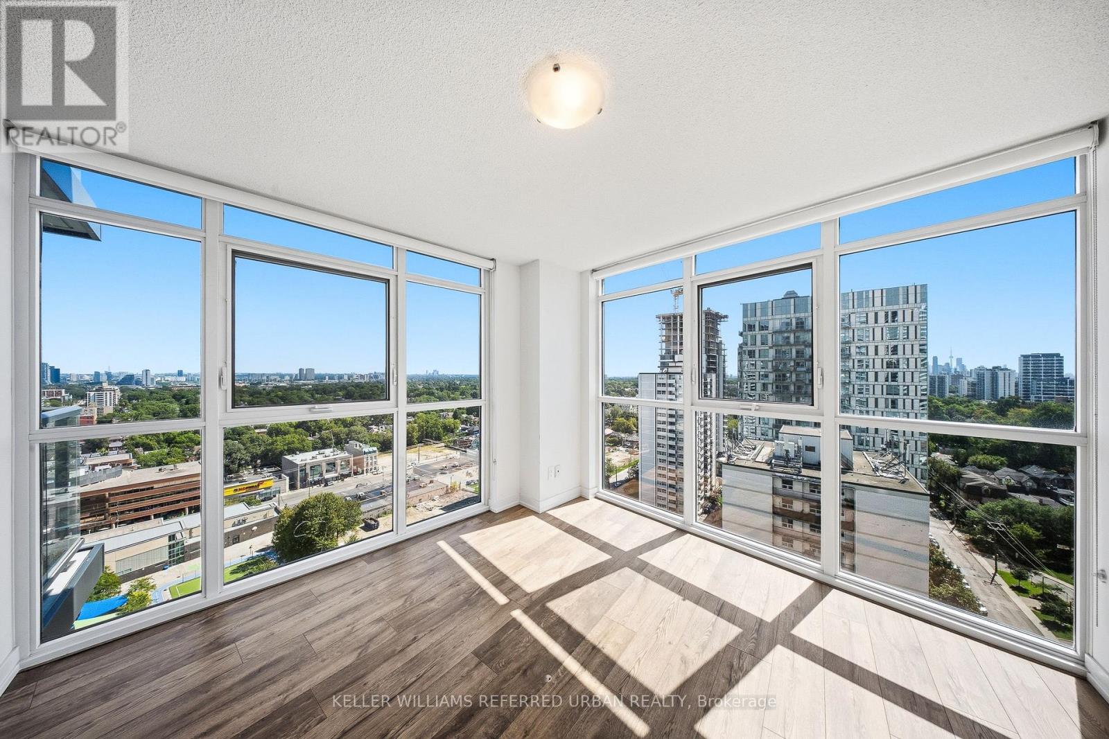 2010 - 125 Redpath Avenue, Toronto, Ontario  M4S 0B5 - Photo 12 - C13755784