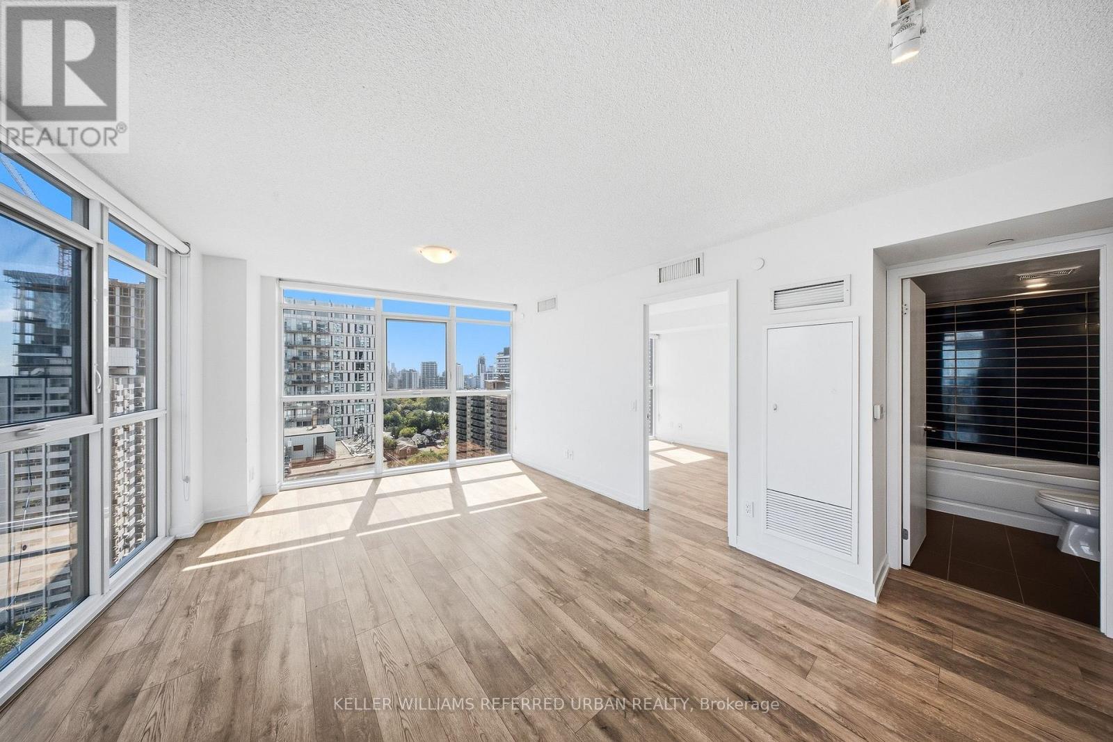 2010 - 125 Redpath Avenue, Toronto, Ontario  M4S 0B5 - Photo 8 - C13755784