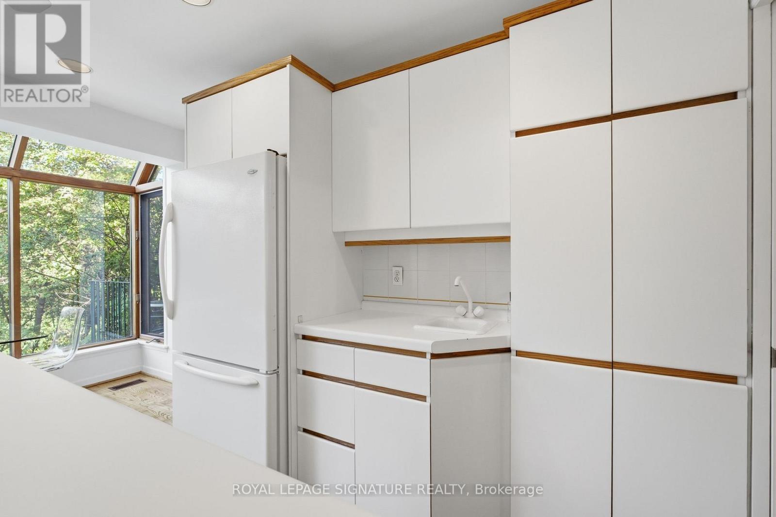 20 Wellesbourne Crescent, Toronto, Ontario  M2H 1Y7 - Photo 12 - C13755788
