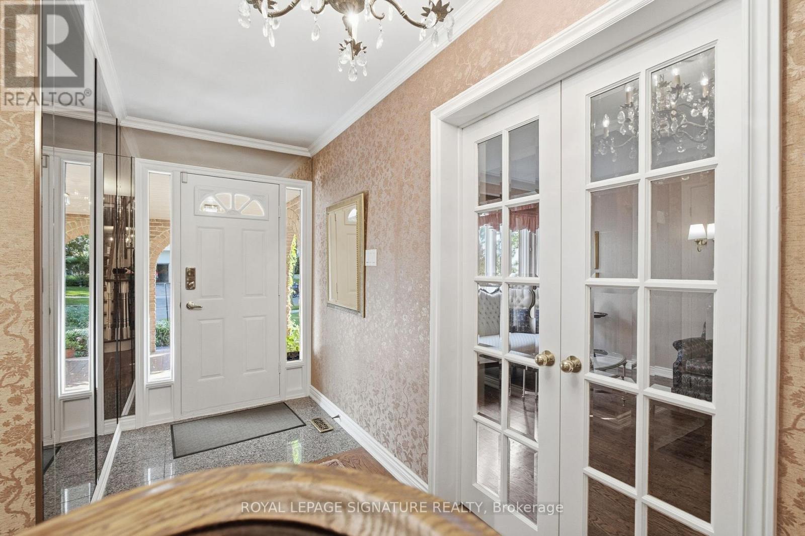 20 Wellesbourne Crescent, Toronto, Ontario  M2H 1Y7 - Photo 3 - C13755788