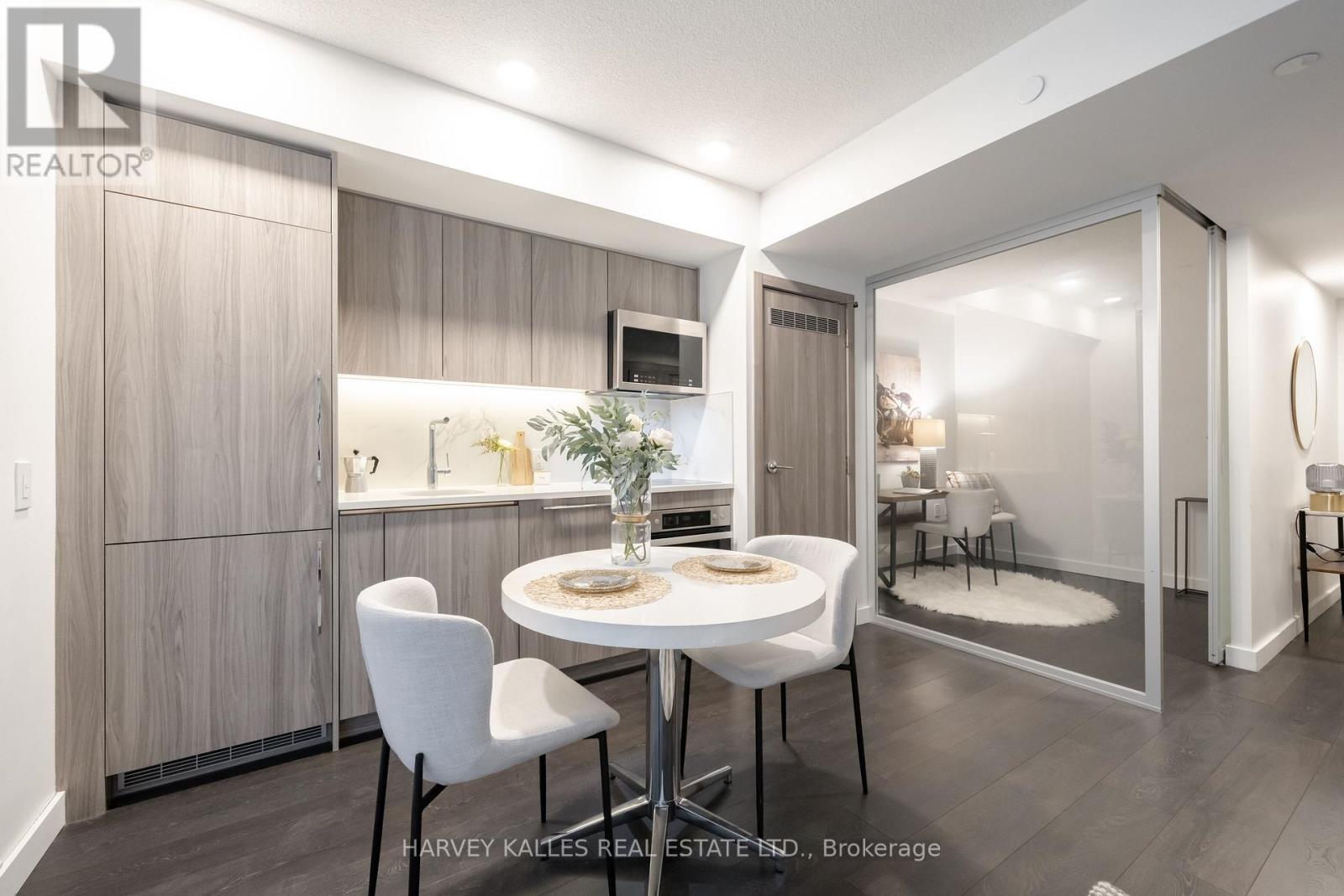 710 - 38 Widmer Street, Toronto, Ontario  M5V 2E9 - Photo 9 - C13755800