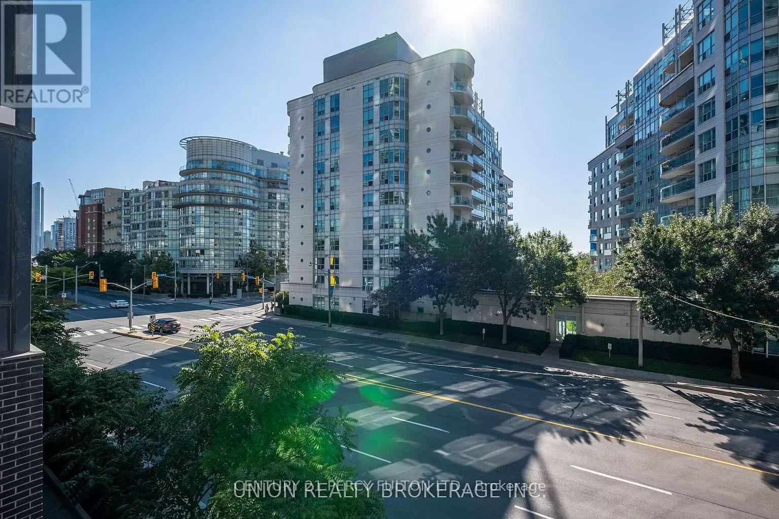 2112 - 38 Dan Leckie Way, Toronto, Ontario  M5V 2V6 - Photo 6 - C13755812