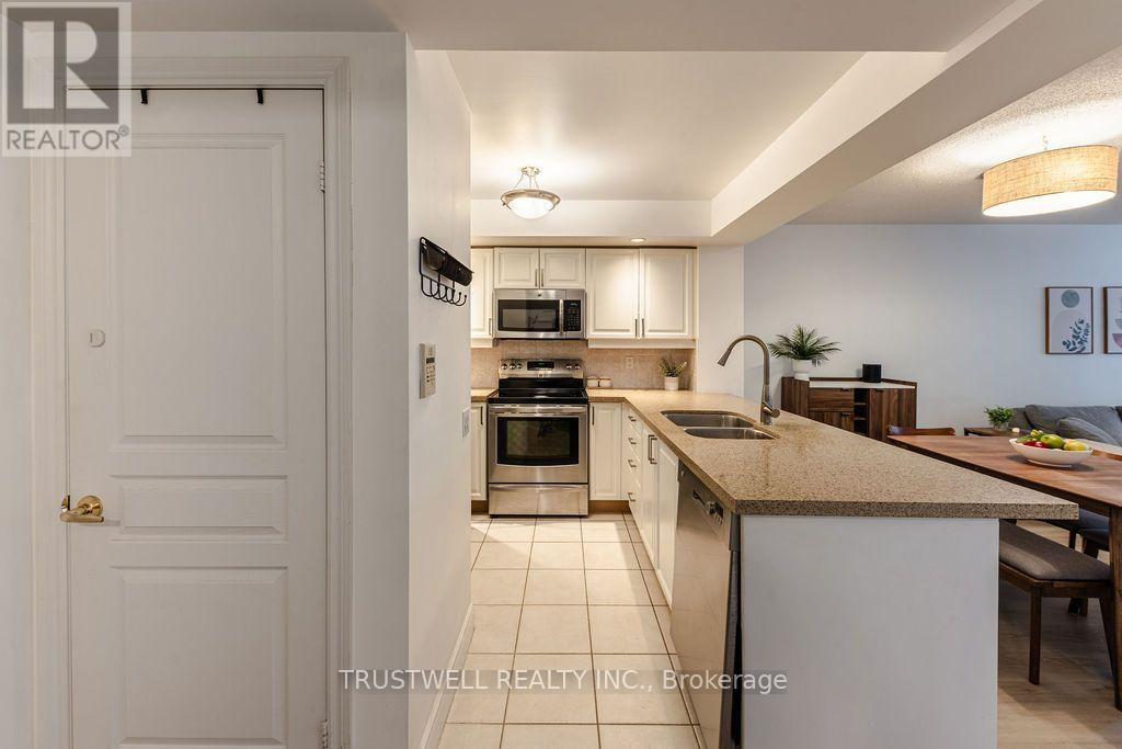 708 - 5 Northtown Way, Toronto, Ontario  M2N 7A1 - Photo 6 - C13755896
