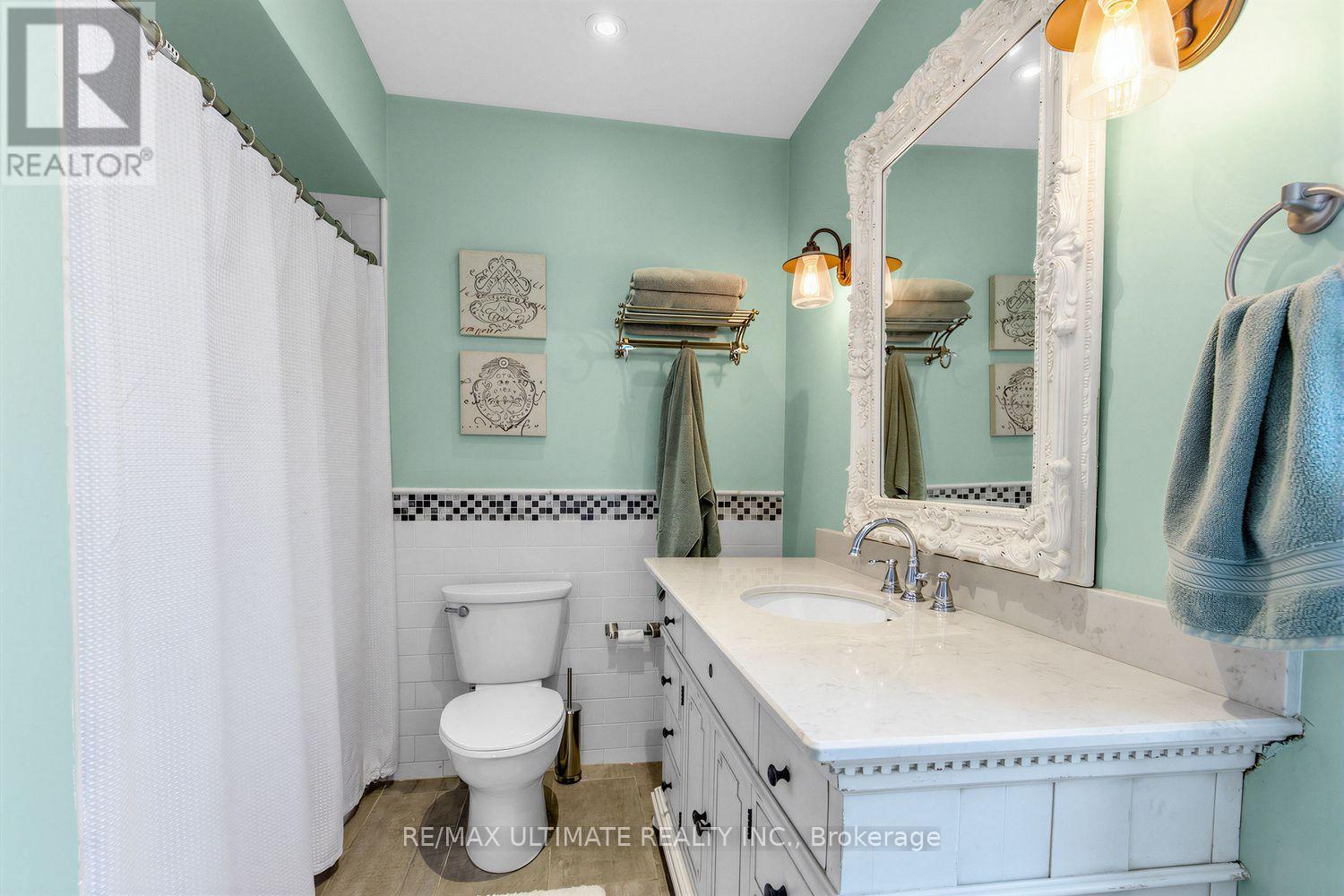 185 Castlefield Avenue, Toronto, Ontario  M4R 1G6 - Photo 16 - C13755902