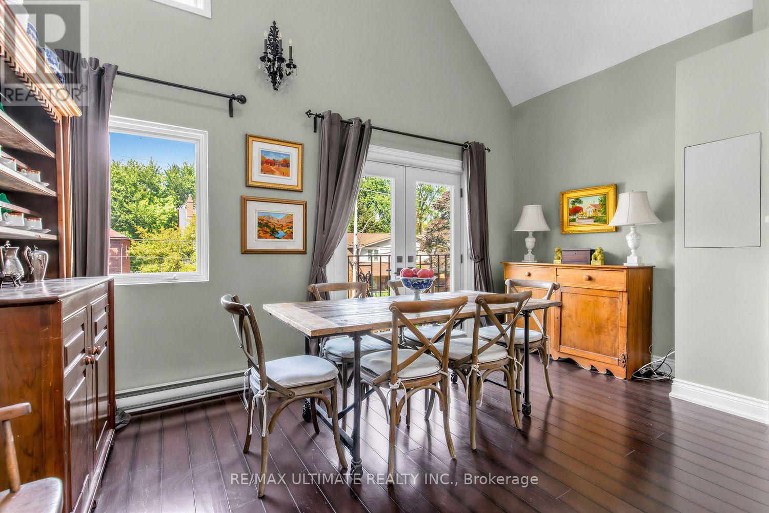 185 Castlefield Avenue, Toronto, Ontario  M4R 1G6 - Photo 8 - C13755902