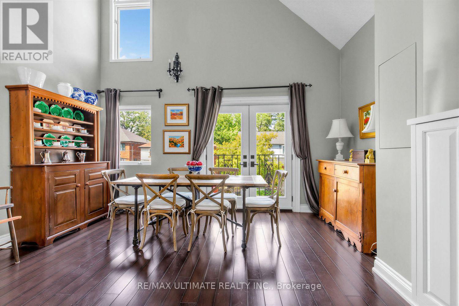 185 Castlefield Avenue, Toronto, Ontario  M4R 1G6 - Photo 9 - C13755902