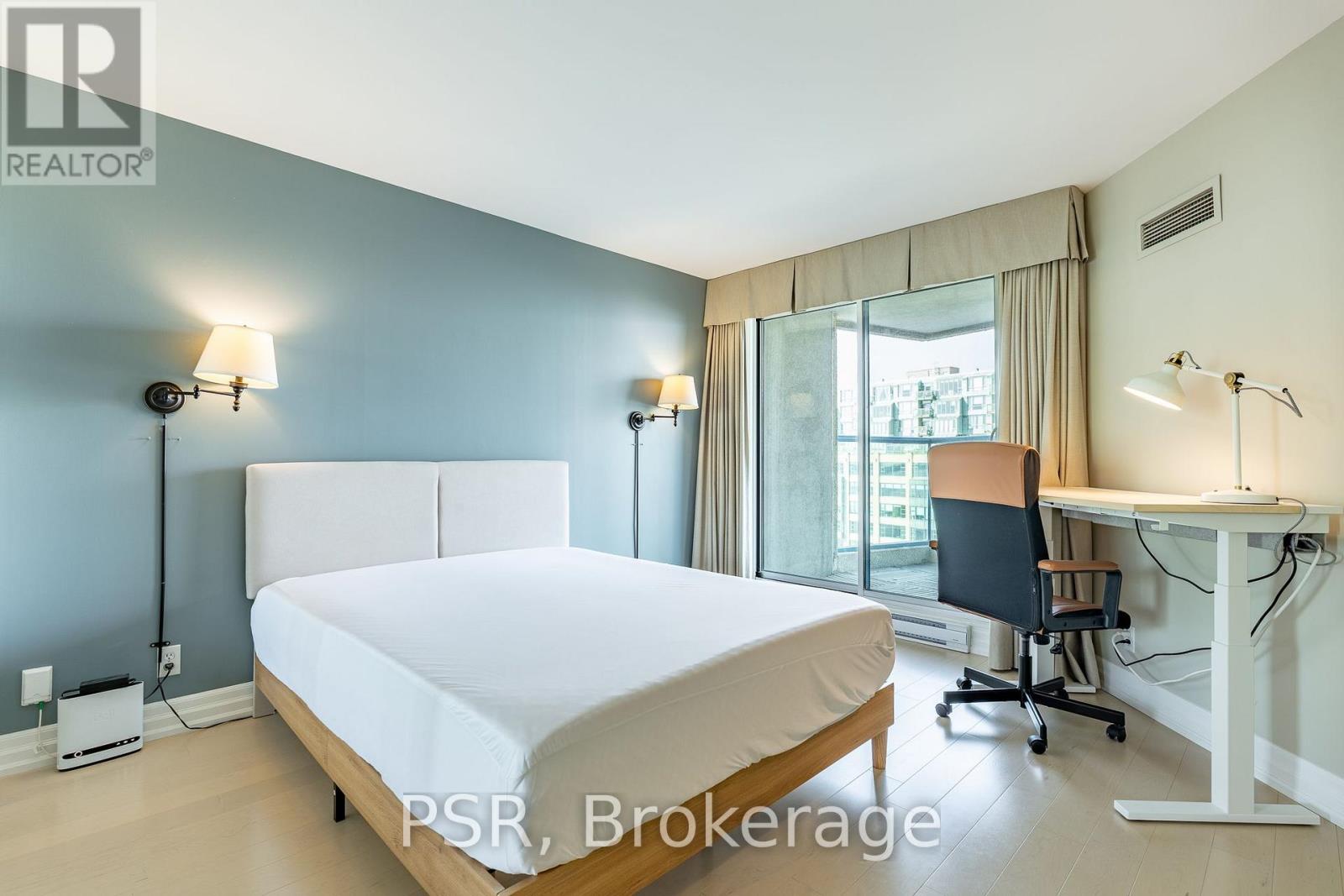 1209 - 77 Harbour Square, Toronto, Ontario  M5J 2S2 - Photo 19 - C13755944