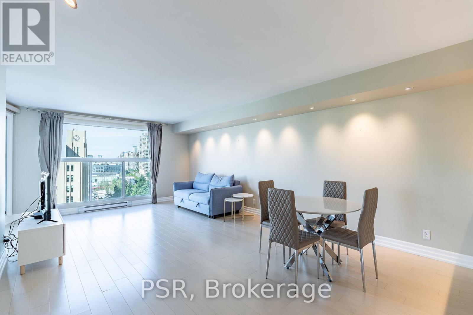 1209 - 77 Harbour Square, Toronto, Ontario  M5J 2S2 - Photo 6 - C13755944