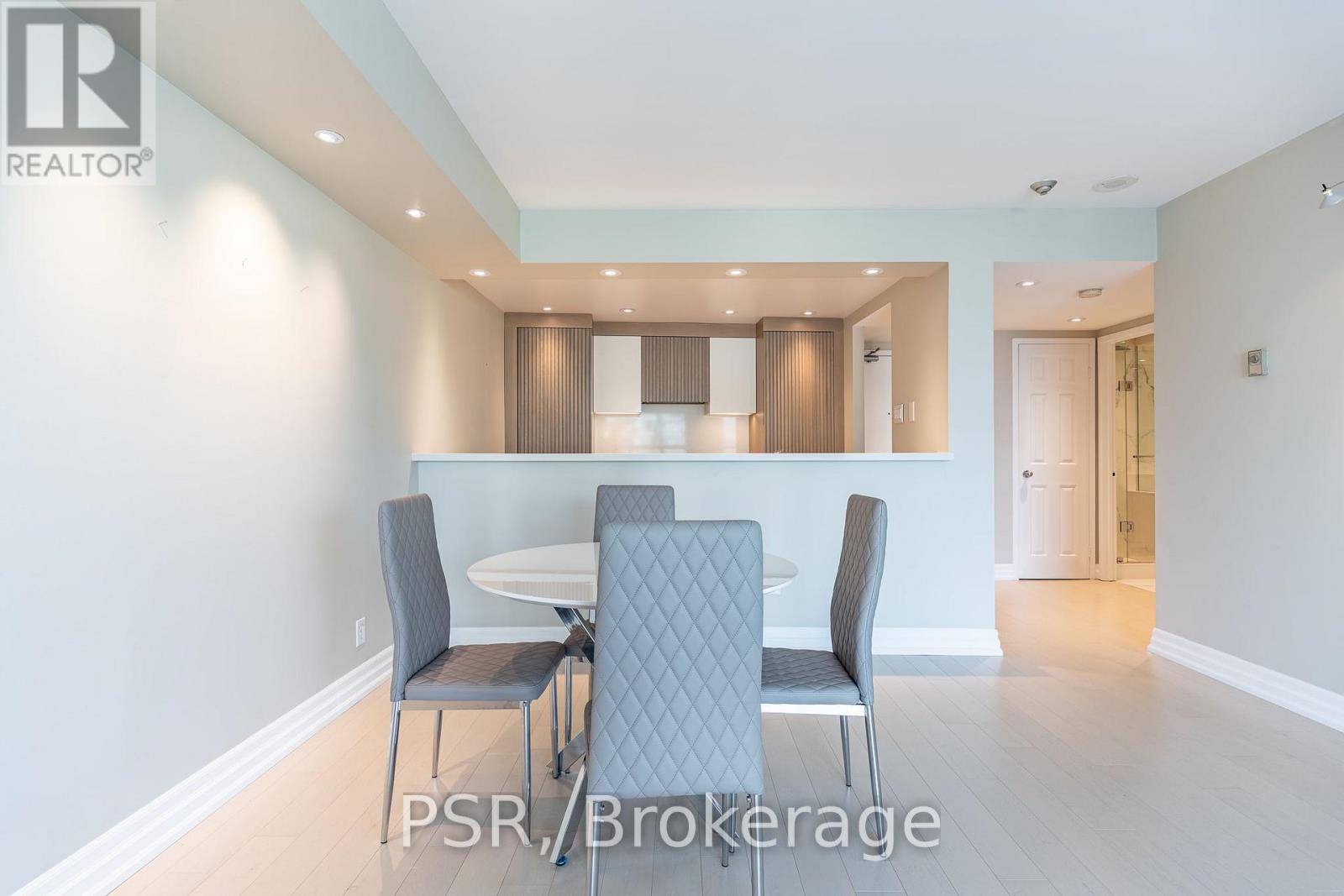 1209 - 77 Harbour Square, Toronto, Ontario  M5J 2S2 - Photo 7 - C13755944