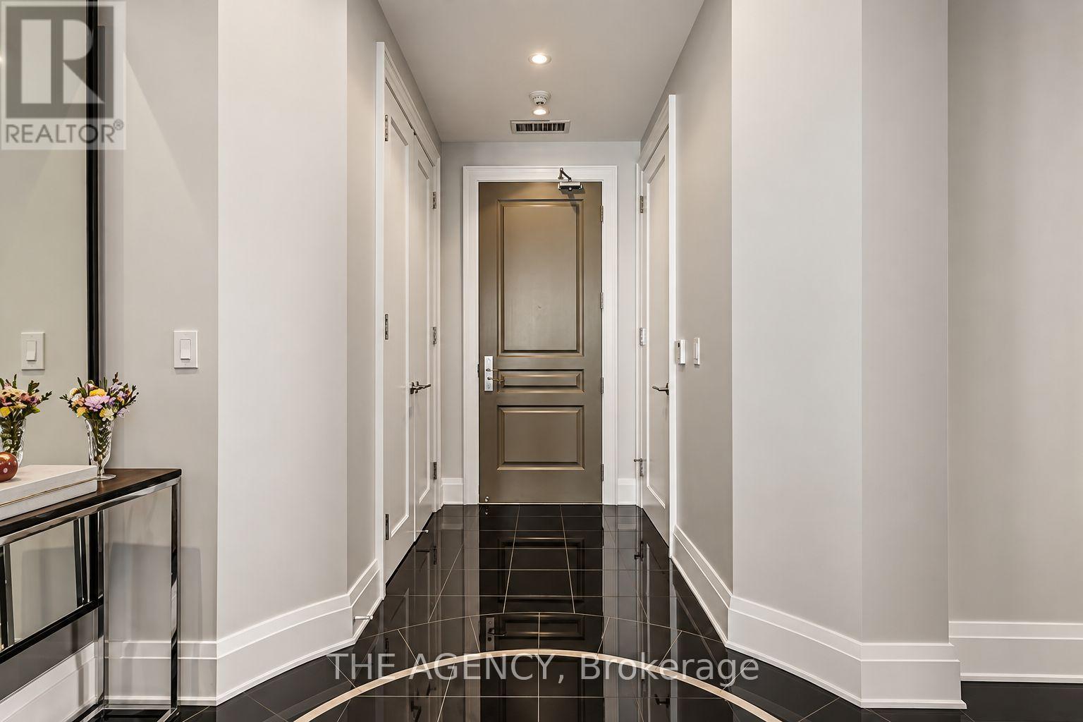 902 - 80 Yorkville Avenue, Toronto, Ontario  M5R 2C2 - Photo 3 - C13755966