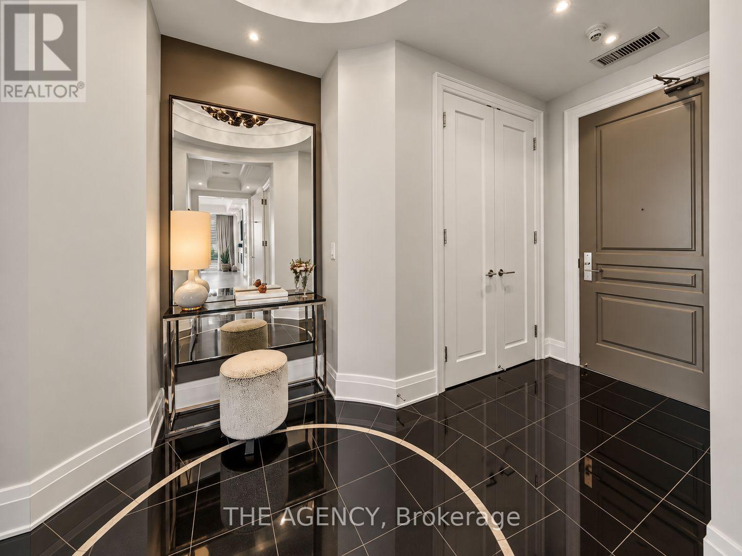 902 - 80 Yorkville Avenue, Toronto, Ontario  M5R 2C2 - Photo 4 - C13755966
