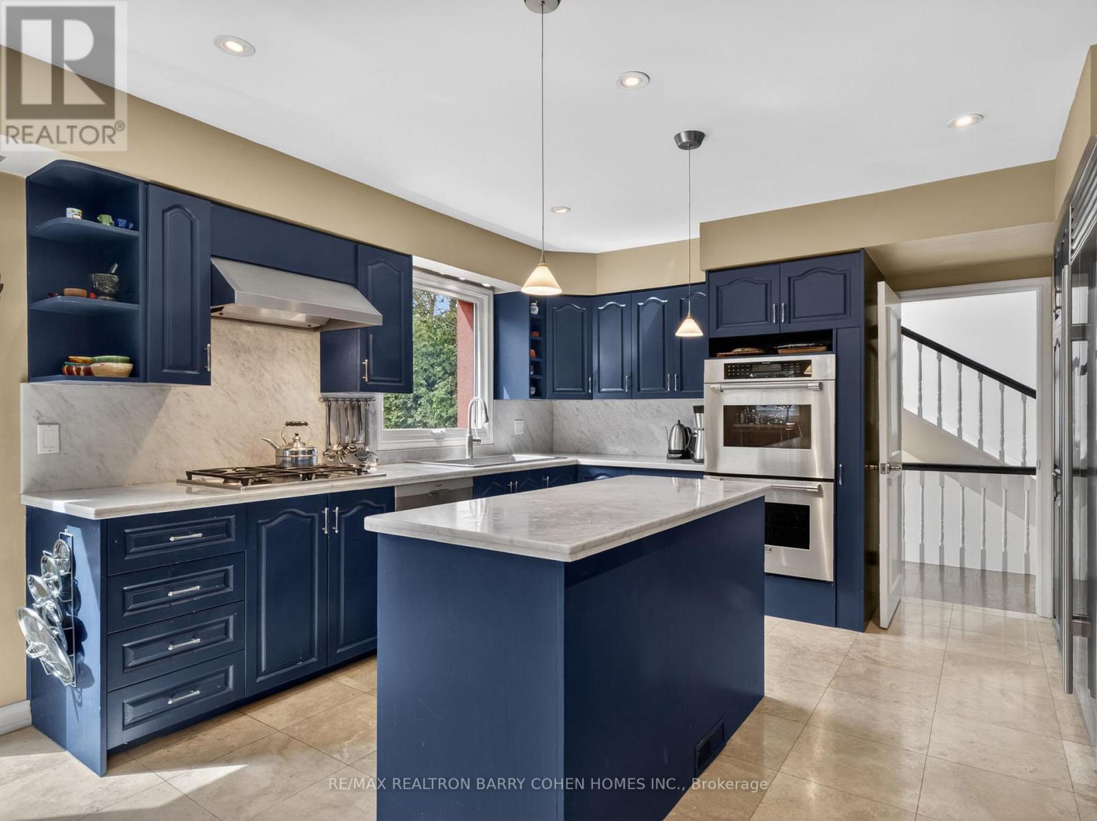 19 Saintfield Avenue, Toronto, Ontario  M3C 2M4 - Photo 10 - C13756022