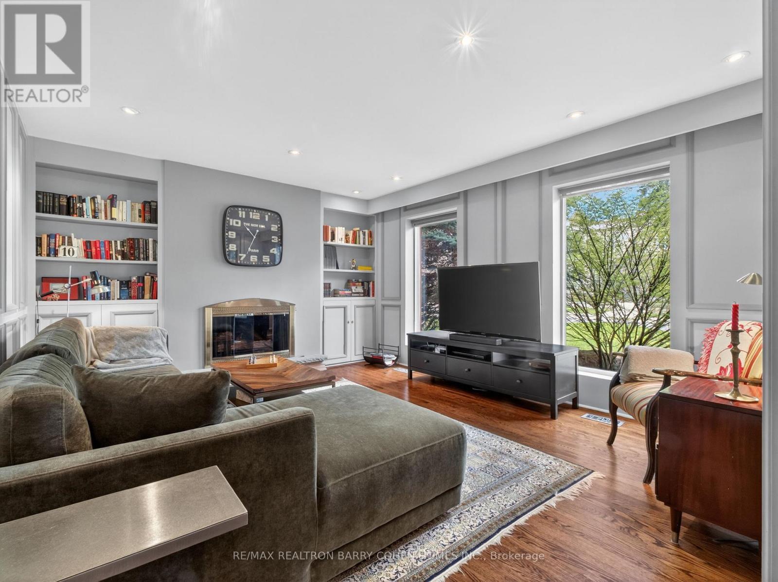 19 Saintfield Avenue, Toronto, Ontario  M3C 2M4 - Photo 5 - C13756022