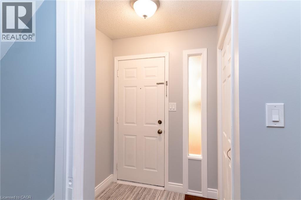 543 Drummerhill Crescent, Waterloo, Ontario  N2T 1G3 - Photo 6 - 40861426