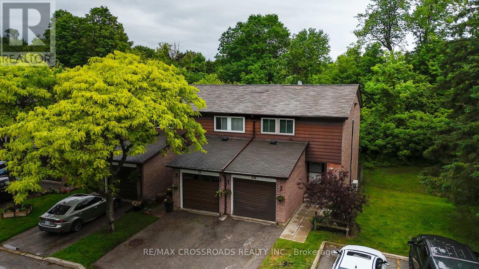 30 - 350 Camelot Court, Oshawa, Ontario  L1G 6P7 - Photo 1 - E13755780