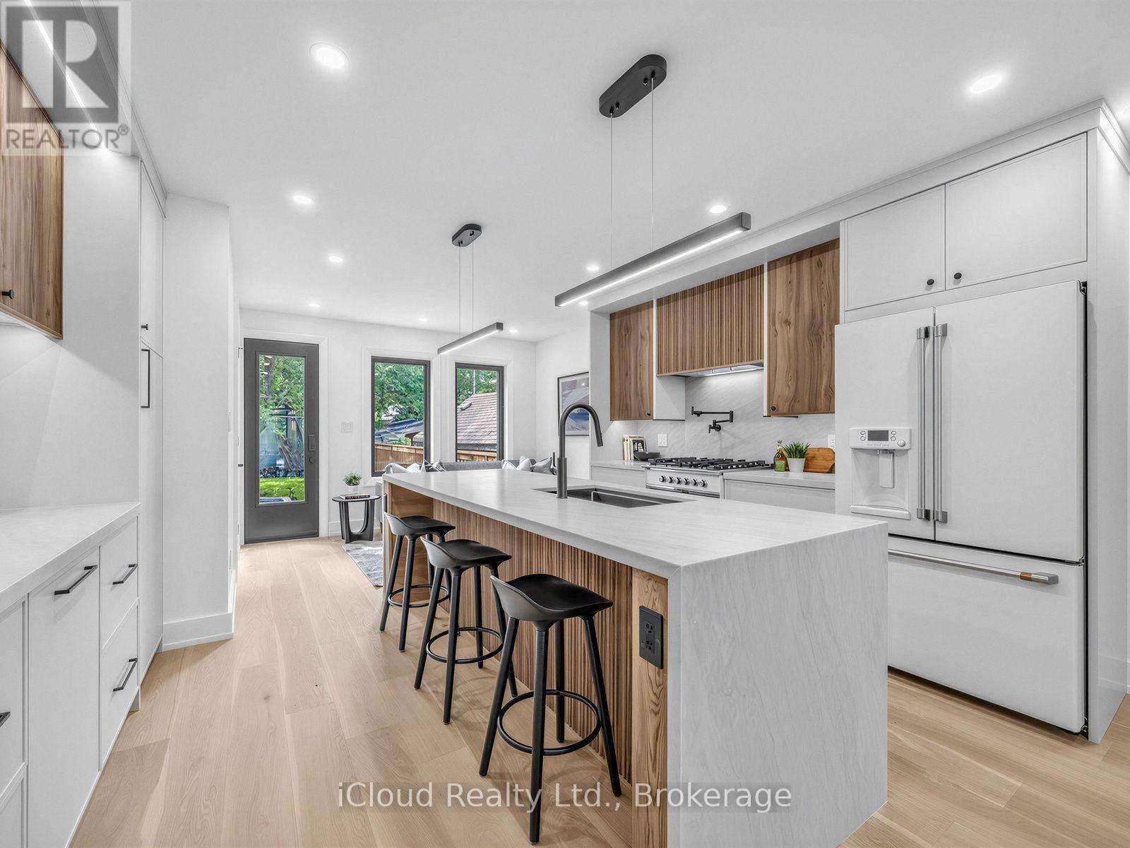 96 Woodycrest Avenue, Toronto, Ontario  M4J 3A9 - Photo 12 - E13755854