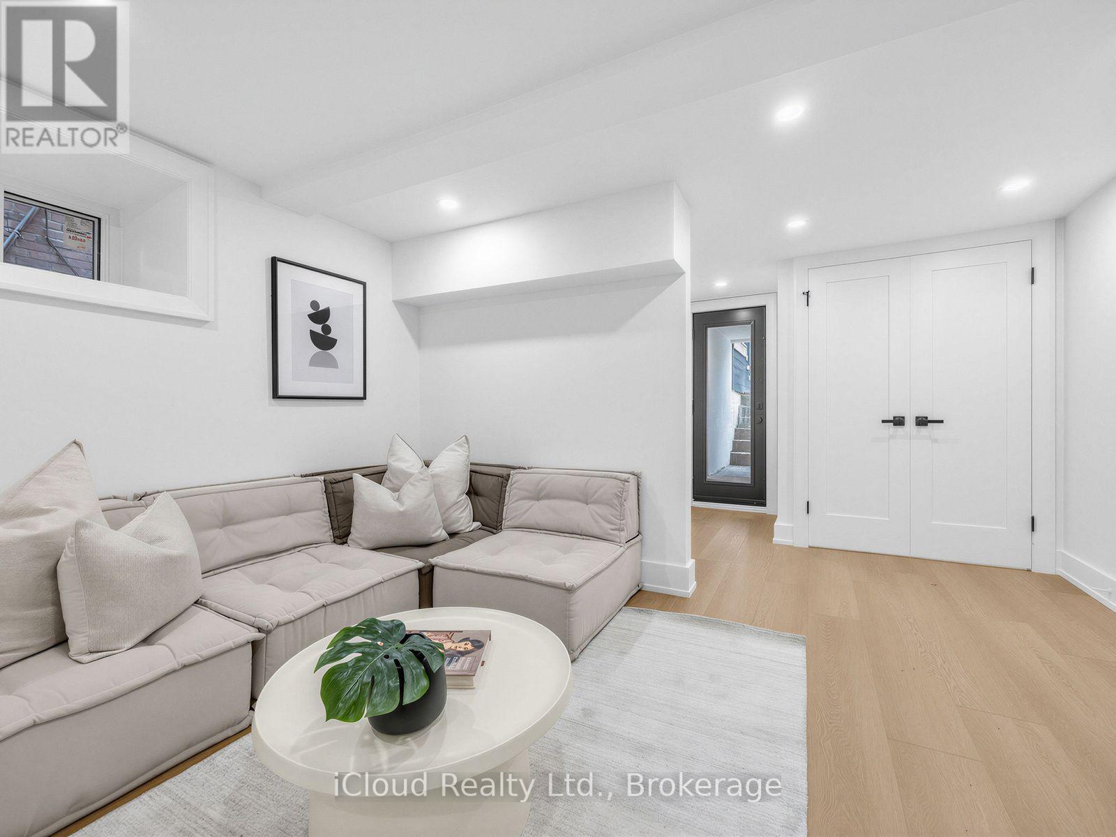 96 Woodycrest Avenue, Toronto, Ontario  M4J 3A9 - Photo 45 - E13755854