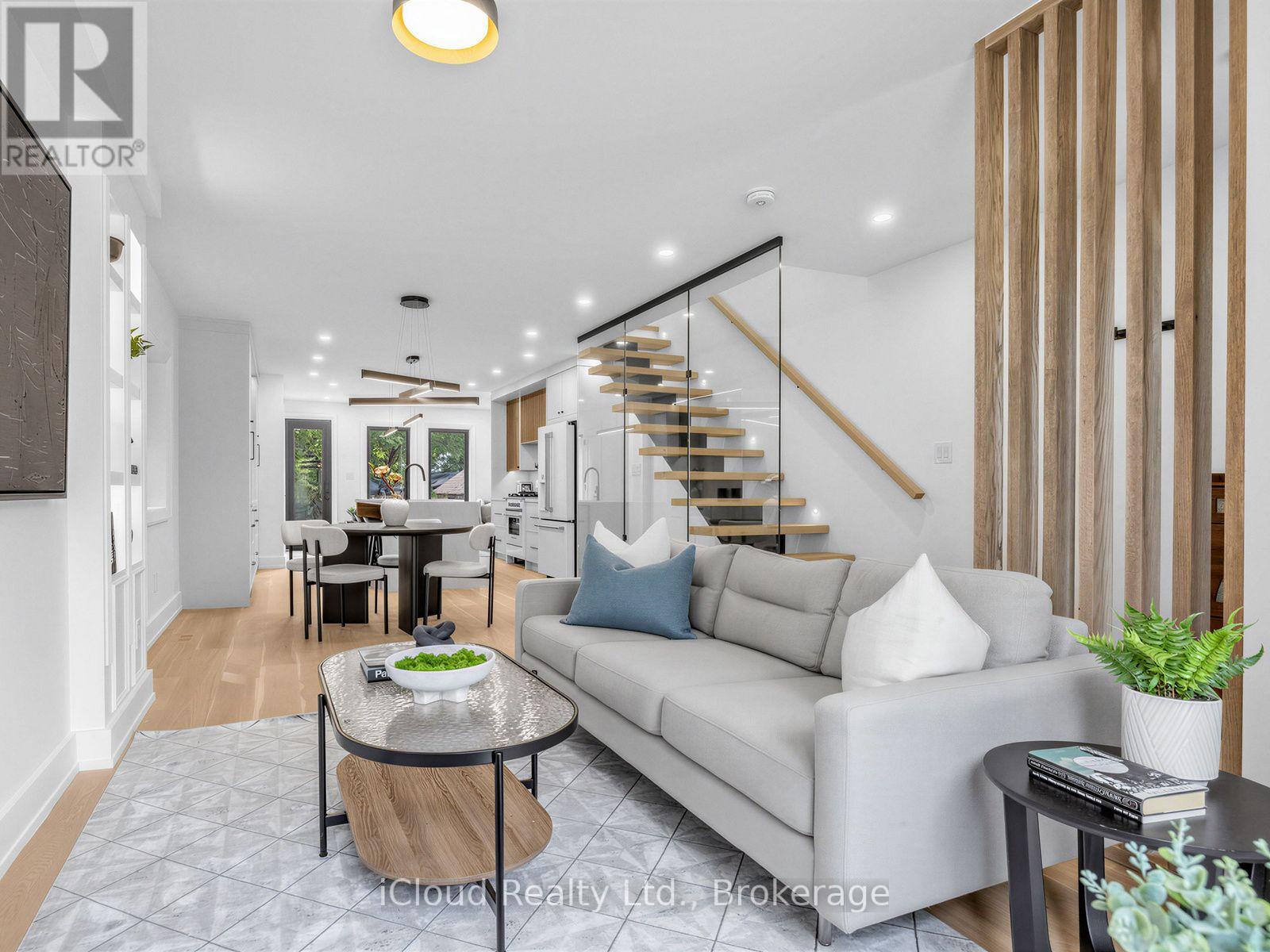 96 Woodycrest Avenue, Toronto, Ontario  M4J 3A9 - Photo 6 - E13755854