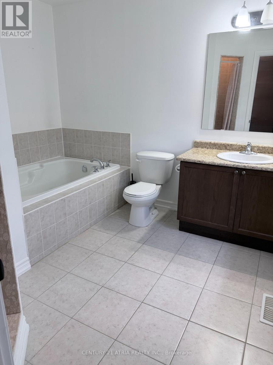43 Redfern Crescent, Clarington, Ontario  L1C 5G8 - Photo 17 - E13756000