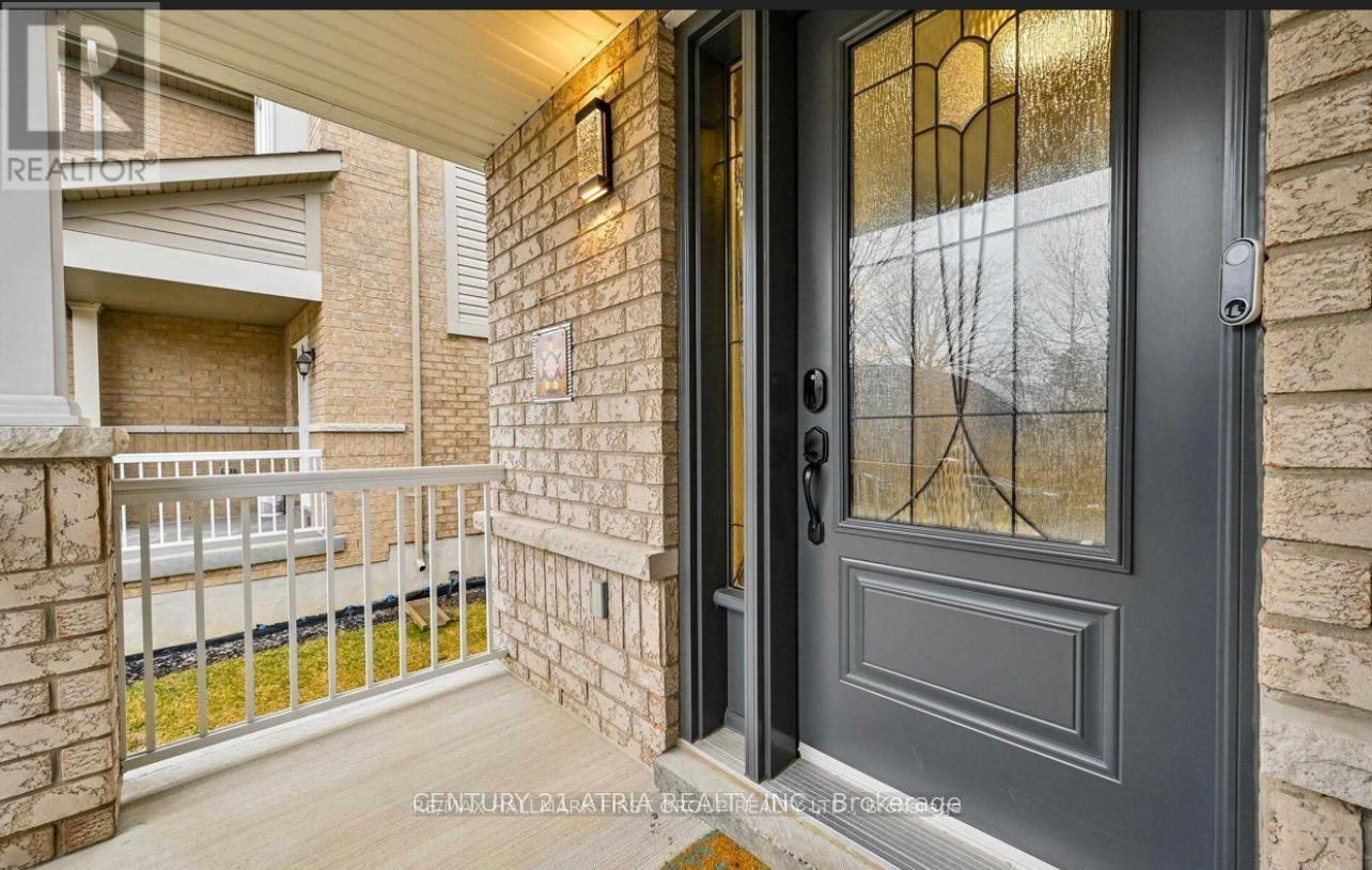 43 Redfern Crescent, Clarington, Ontario  L1C 5G8 - Photo 2 - E13756000