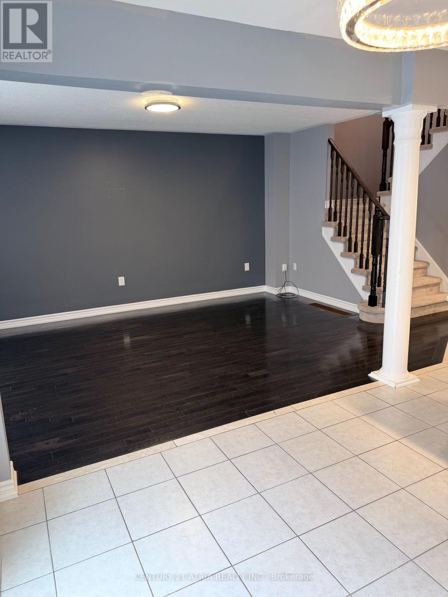 43 Redfern Crescent, Clarington, Ontario  L1C 5G8 - Photo 7 - E13756000