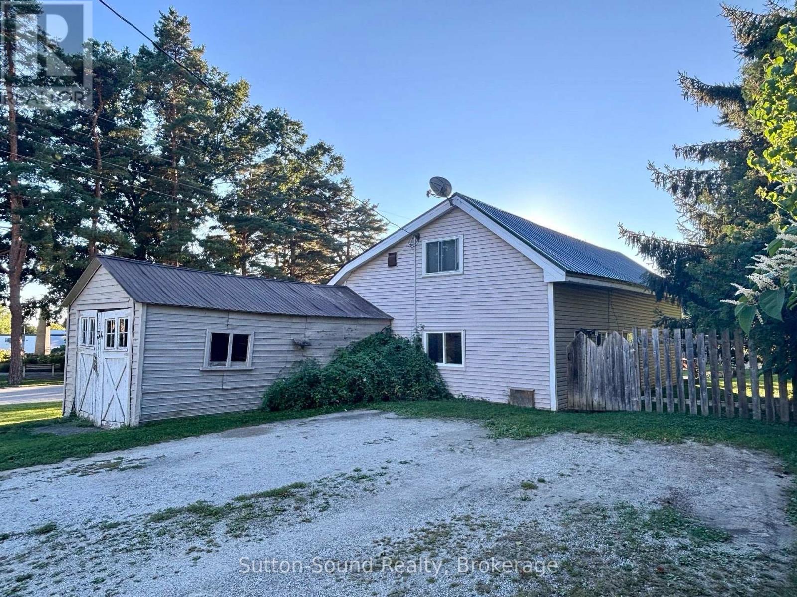 34 Main Street, Arran-Elderslie, Ontario  N0H 2N0 - Photo 6 - X13755906