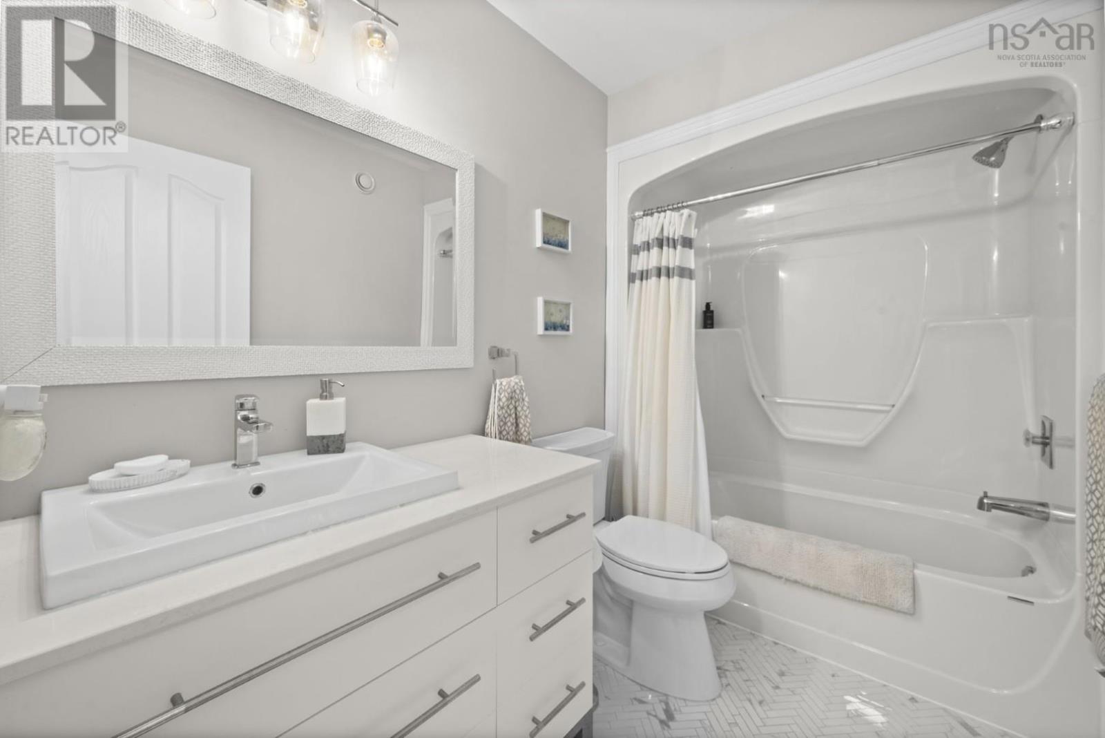 19 Quinn Court, Bedford, Nova Scotia  B4A 4B3 - Photo 35 - 202622618