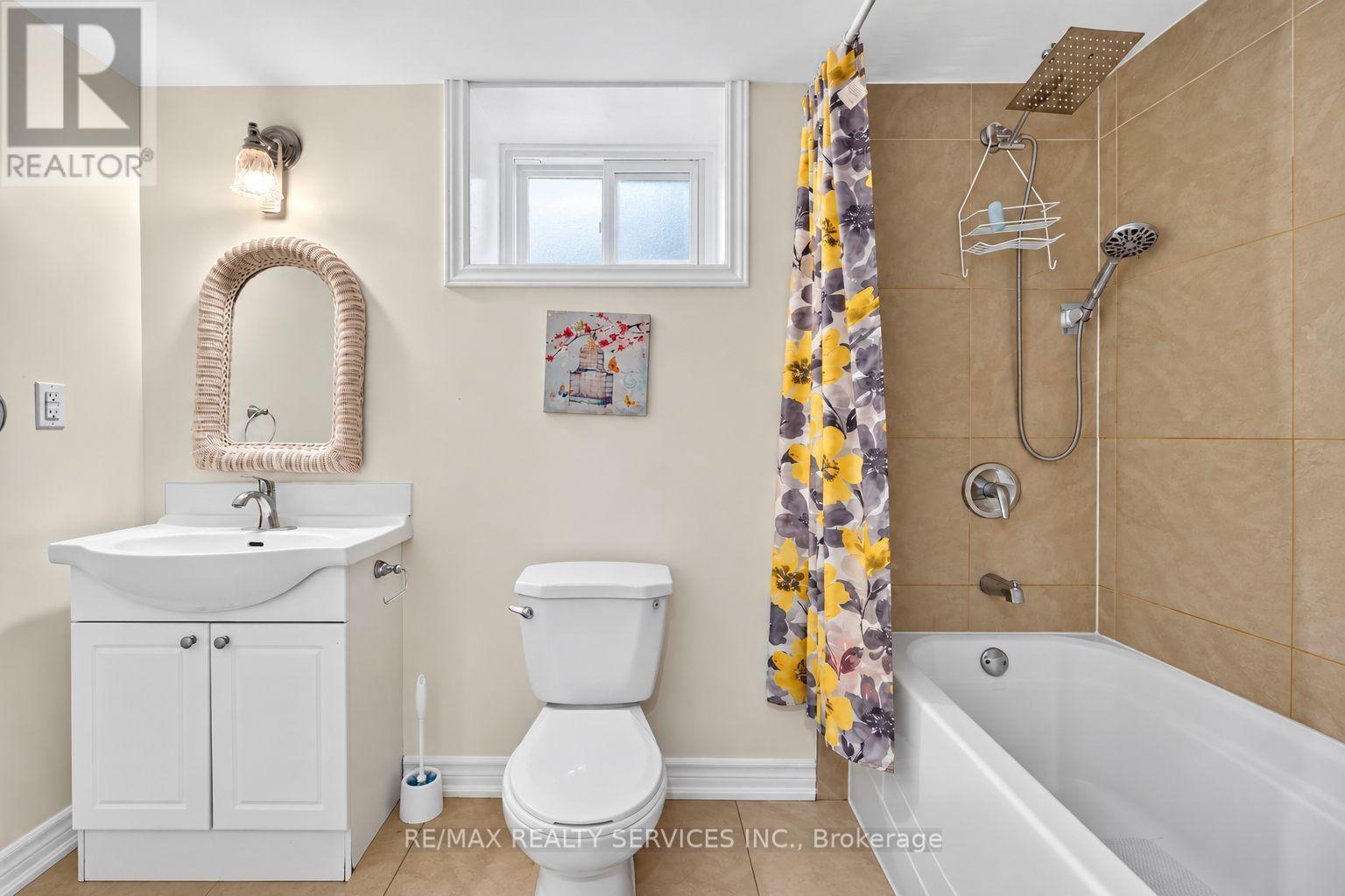 8 Leneck Avenue, Brampton, Ontario  L6X 2A7 - Photo 40 - W13754666
