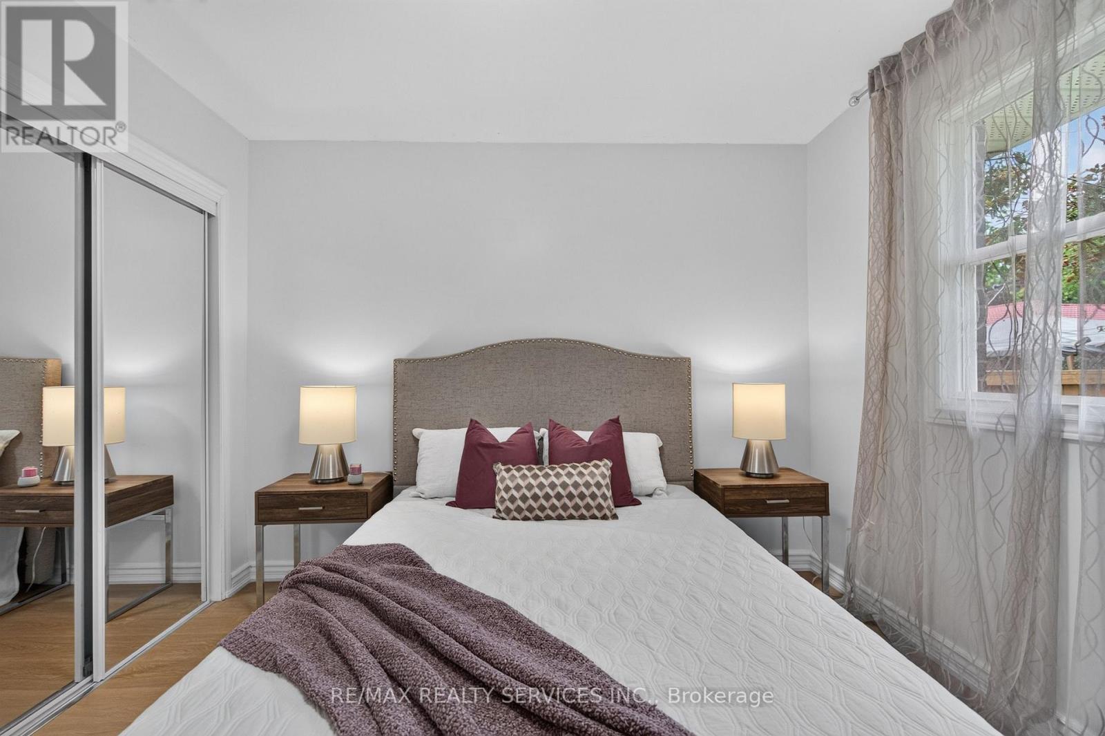 8 Leneck Avenue, Brampton, Ontario  L6X 2A7 - Photo 20 - W13754666