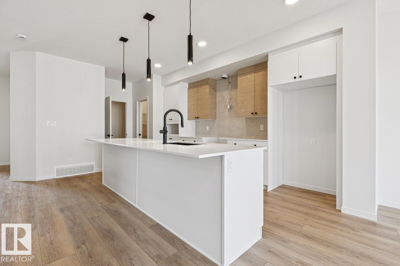 431 31 St SW, Edmonton, Alberta  T6X 3C7 - Photo 8 - E4507548