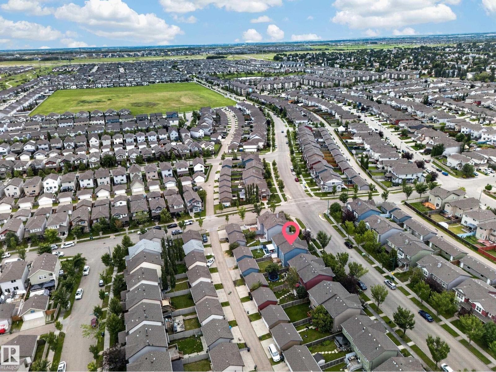 2115 32 St NW, Edmonton, Alberta  T6T 0K4 - Photo 2 - E4507552