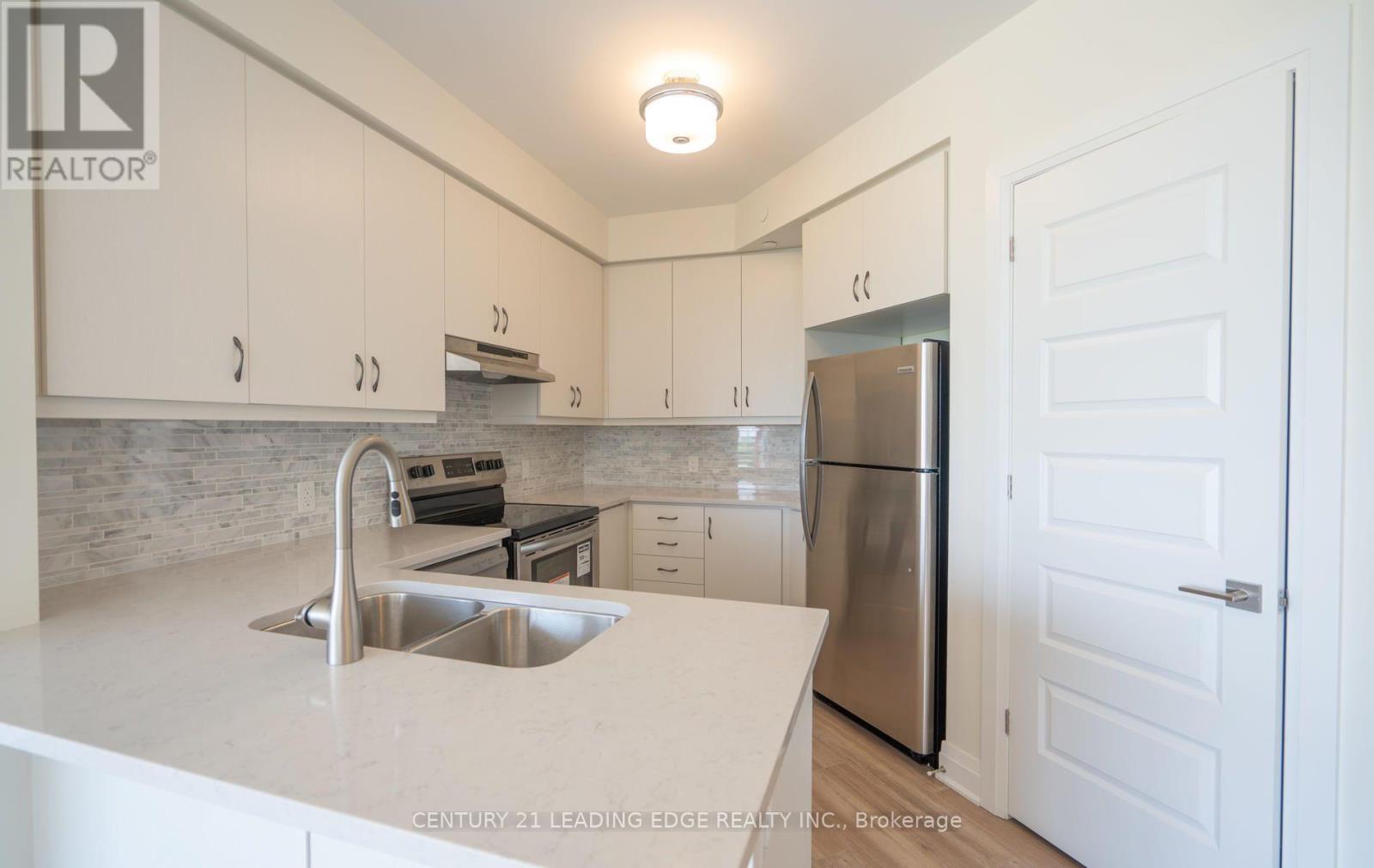 612 - 58 Adam Sellers Street, Markham, Ontario  L6B 1M5 - Photo 4 - N13755786