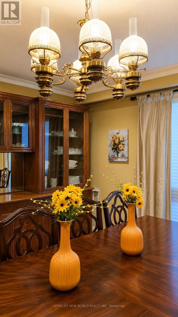 5 Vanwood Road, Markham, Ontario  L3T 2N1 - Photo 10 - N13755816