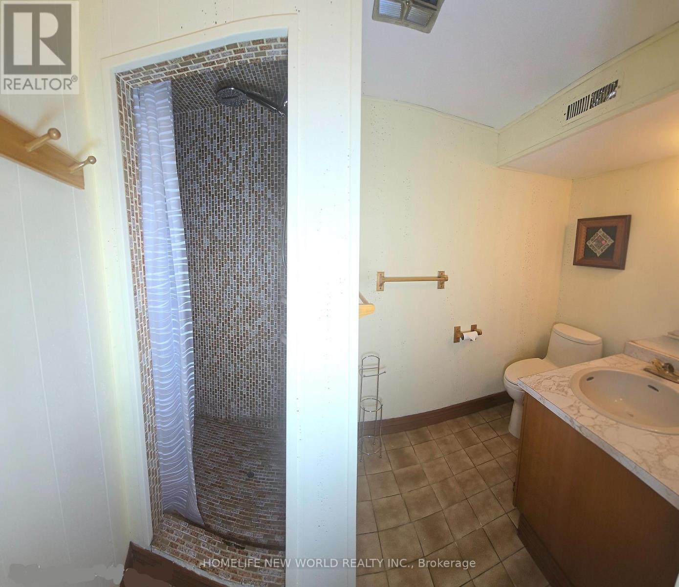5 Vanwood Road, Markham, Ontario  L3T 2N1 - Photo 34 - N13755816