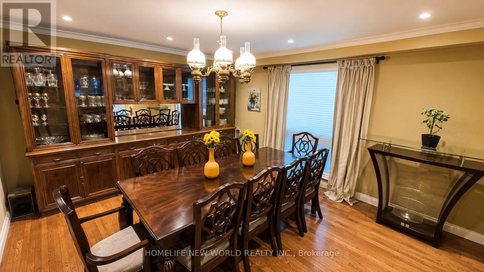 5 Vanwood Road, Markham, Ontario  L3T 2N1 - Photo 9 - N13755816