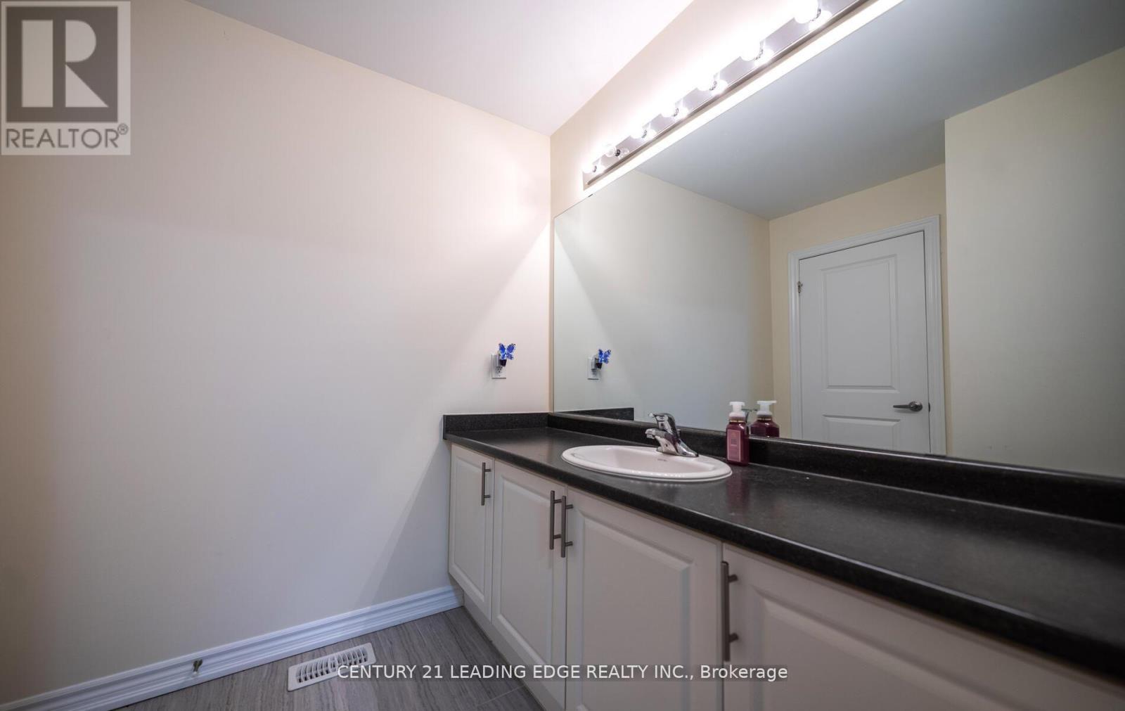 164 Allegra Drive, Wasaga Beach, Ontario  L9Z 0H6 - Photo 29 - S13755878