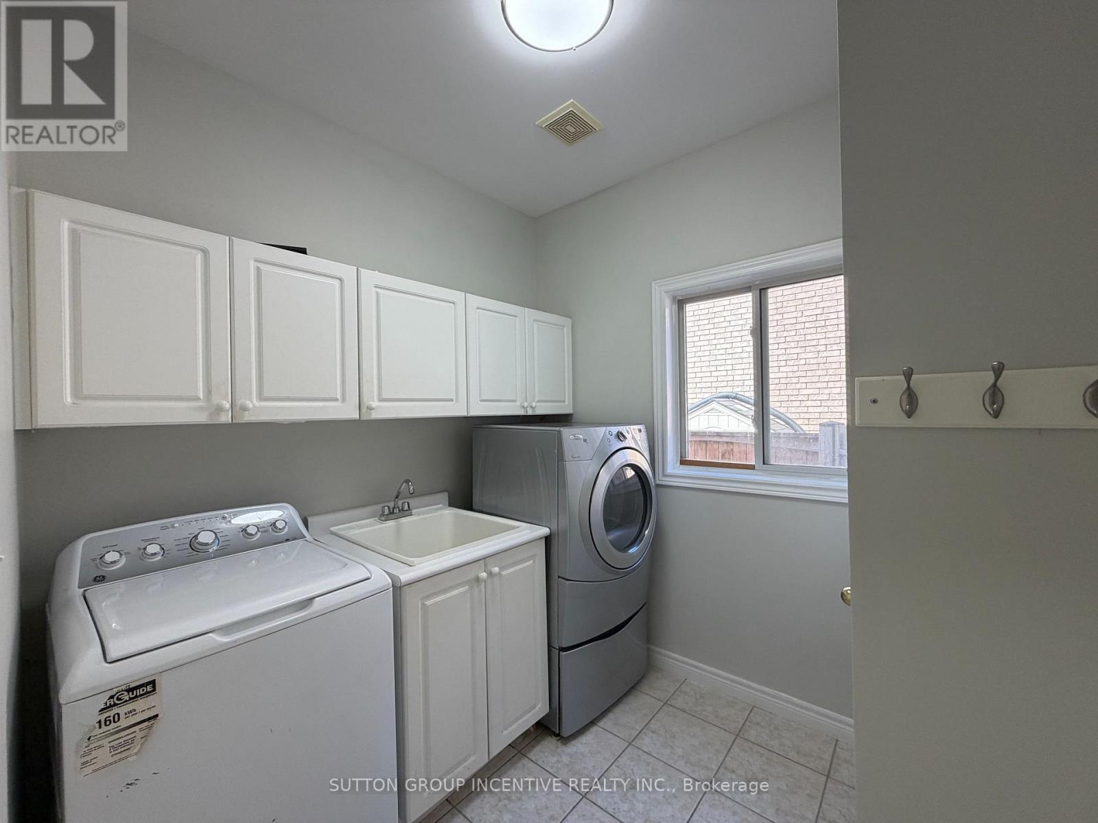 1 Buman Court, Barrie, Ontario  L4N 0L3 - Photo 23 - S13755932
