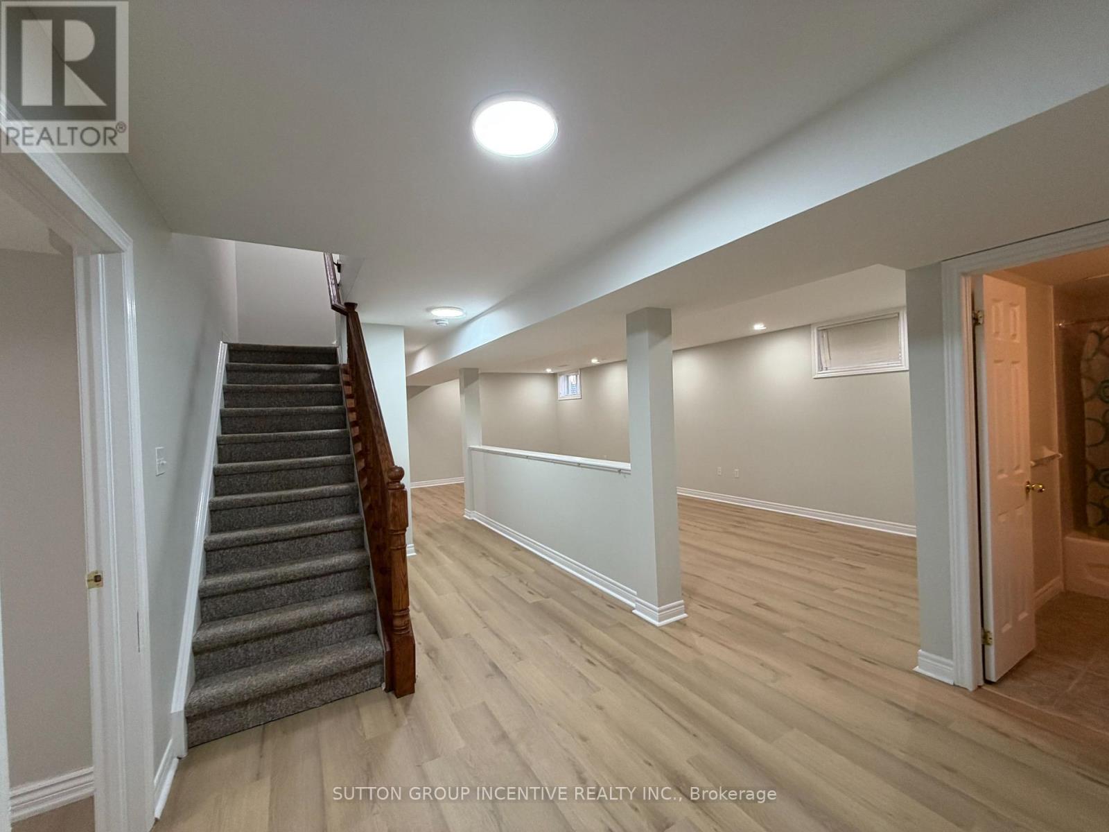 1 Buman Court, Barrie, Ontario  L4N 0L3 - Photo 24 - S13755932