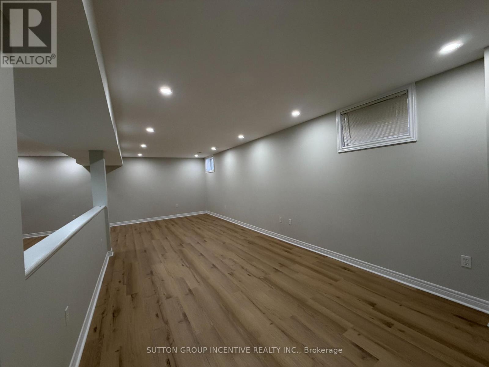 1 Buman Court, Barrie, Ontario  L4N 0L3 - Photo 25 - S13755932