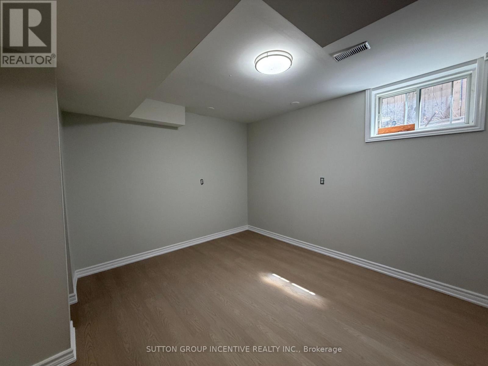 1 Buman Court, Barrie, Ontario  L4N 0L3 - Photo 27 - S13755932