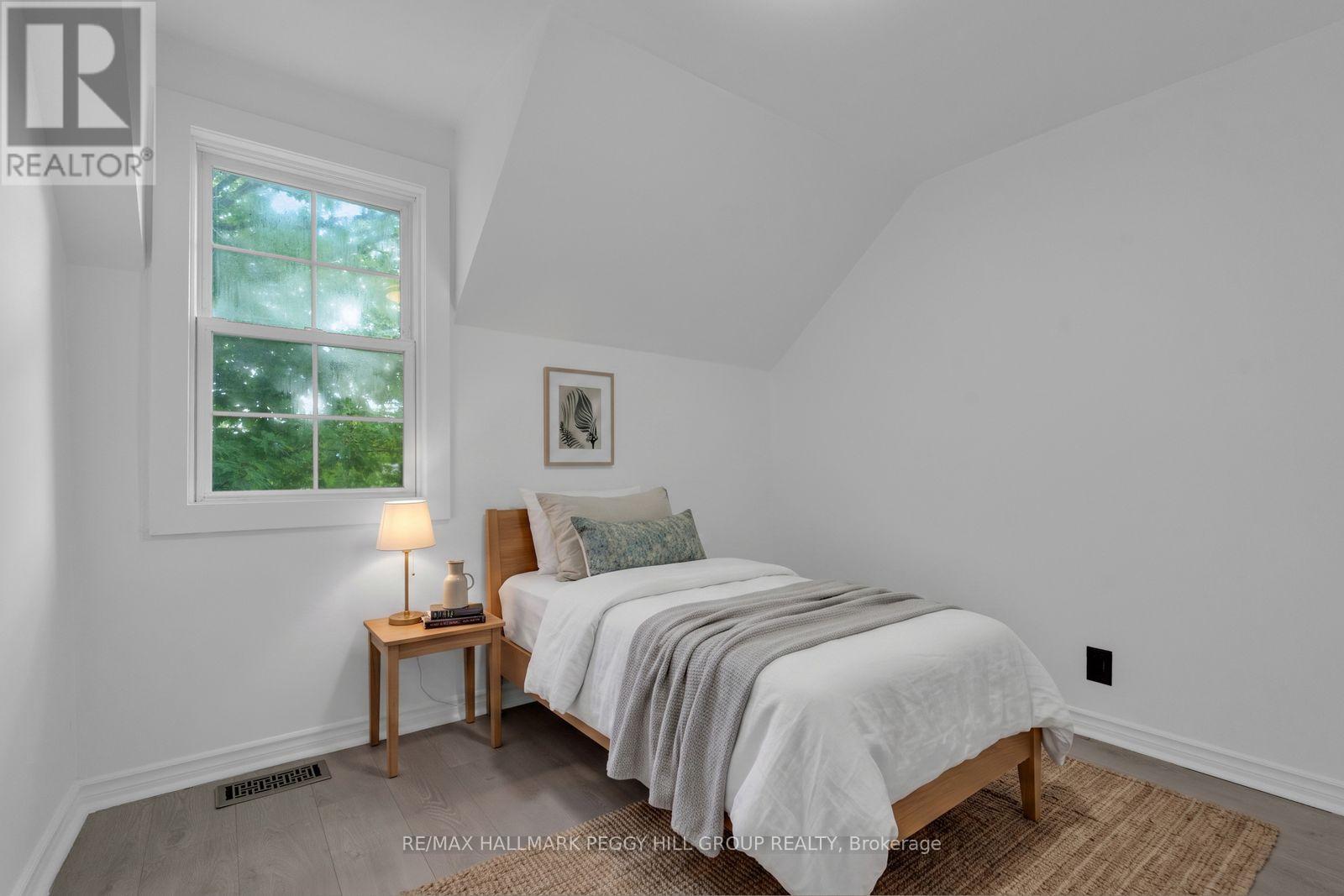 132 Queen Street W, Springwater, Ontario  L0L 1P0 - Photo 13 - S13756036