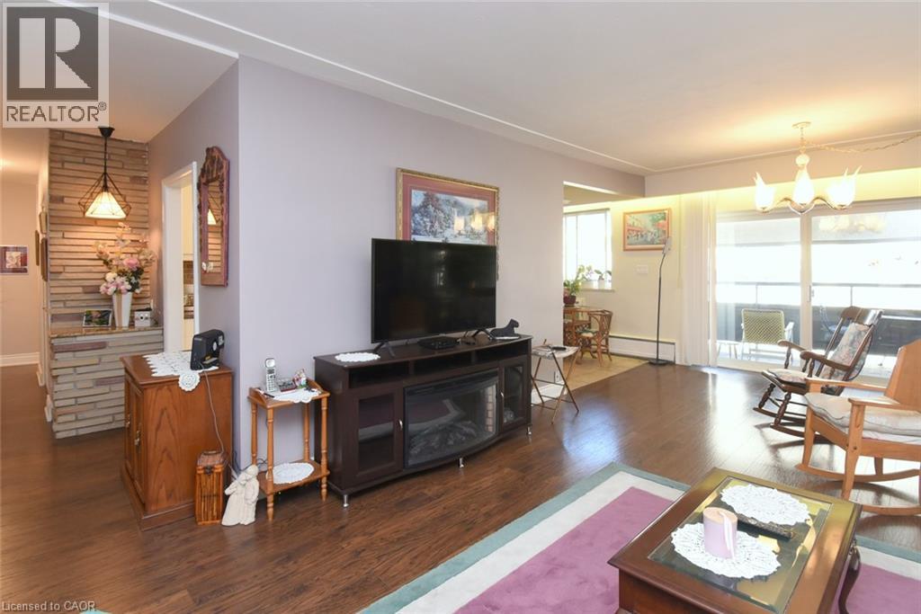 510 Queenston Road Unit# 406, Hamilton, Ontario  L8K 1J3 - Photo 8 - 40860552