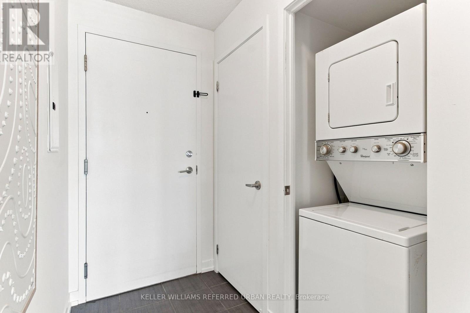 1014 - 816 Lansdowne Avenue, Toronto, Ontario  M6H 4K6 - Photo 21 - W13755822
