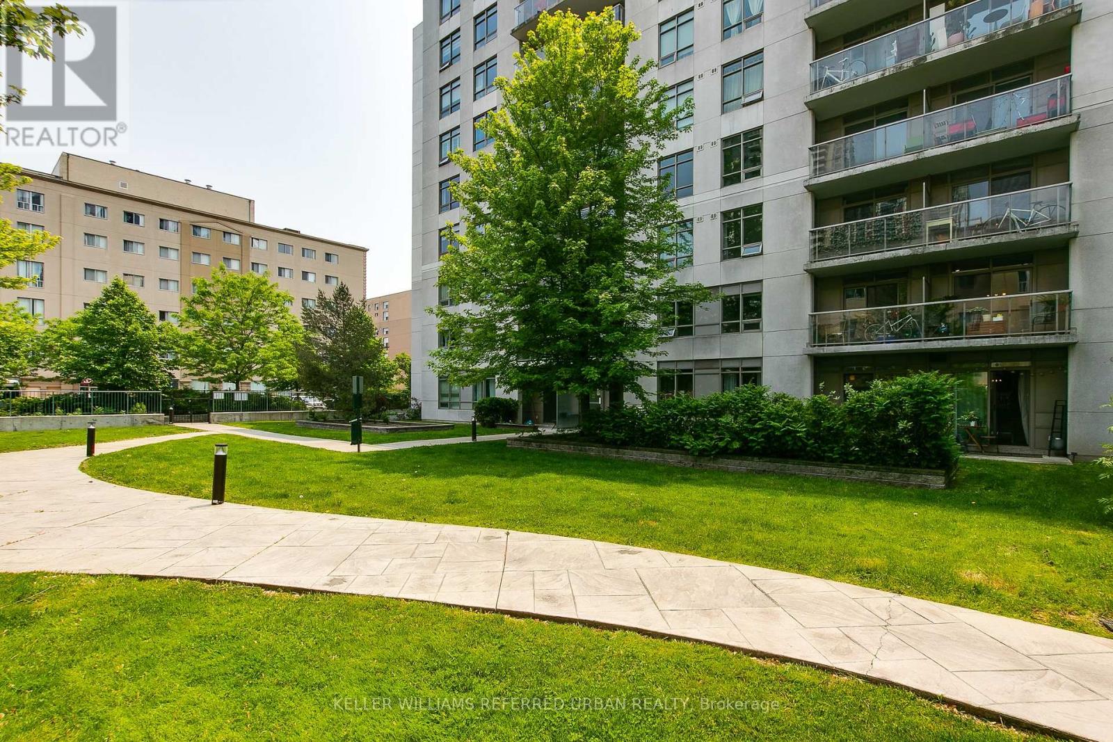 1014 - 816 Lansdowne Avenue, Toronto, Ontario  M6H 4K6 - Photo 32 - W13755822