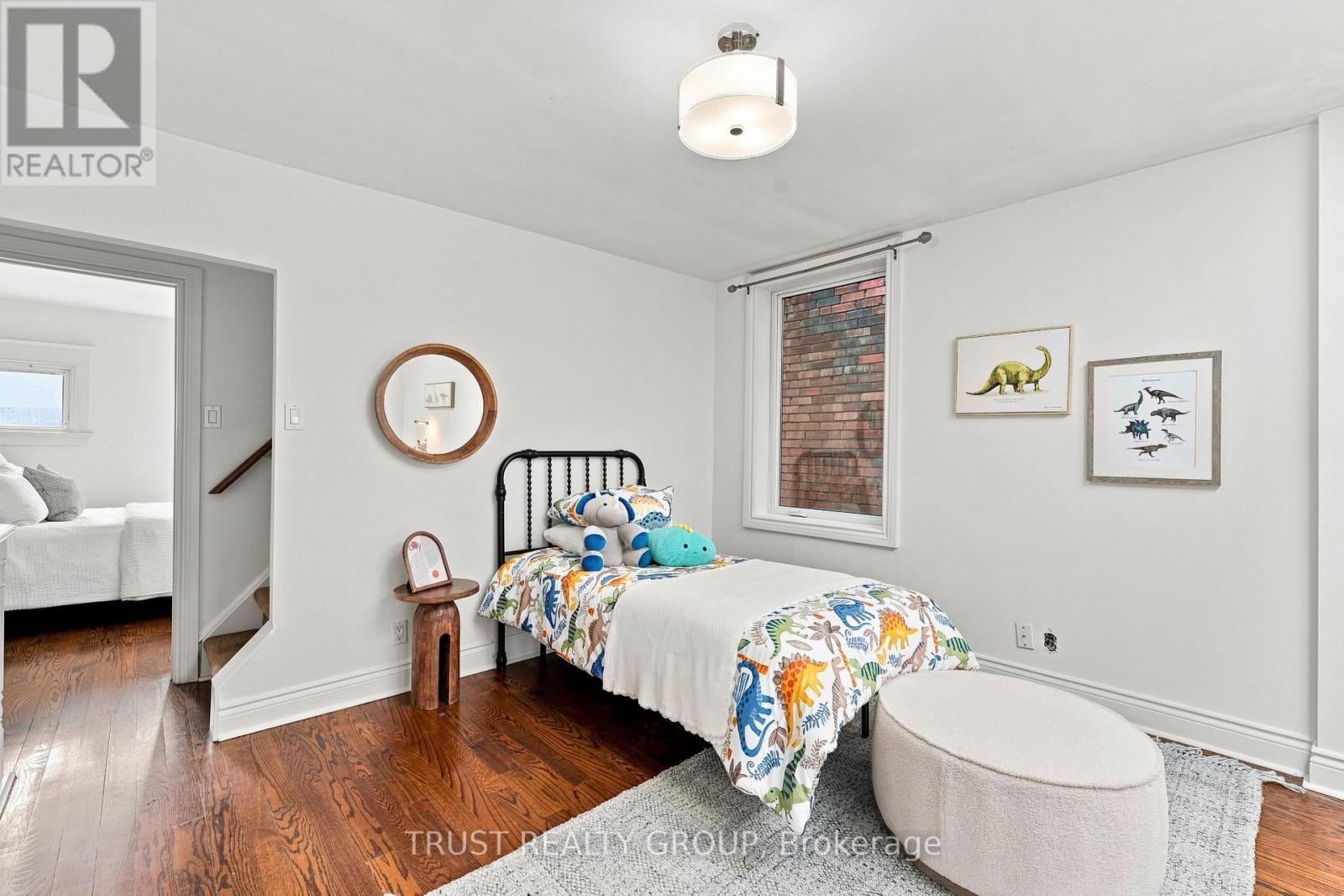 298 Garden Avenue, Toronto, Ontario  M6R 1J6 - Photo 15 - W13755872