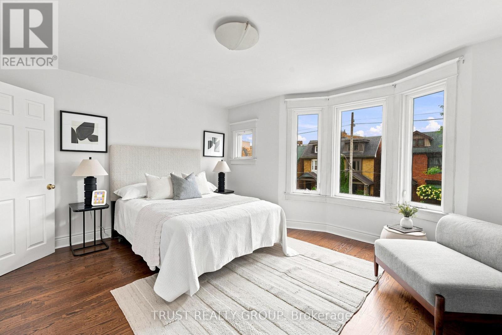 298 Garden Avenue, Toronto, Ontario  M6R 1J6 - Photo 18 - W13755872